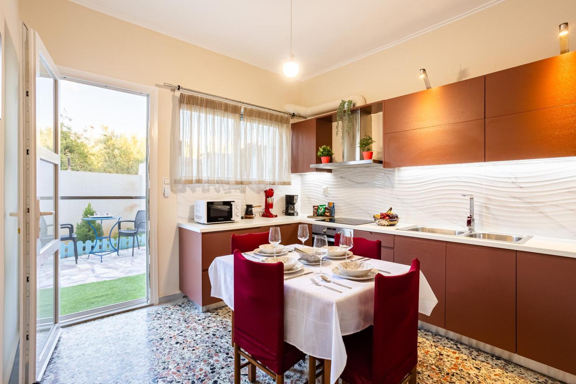 Villa Avia Seaview Getaway - Konstantina'S Hidden Haven Kalamata Esterno foto